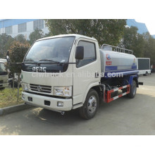 Chariots à eau 5000L d&#39;usine à vendre, Dongfeng camion à eau de 5 tonnes